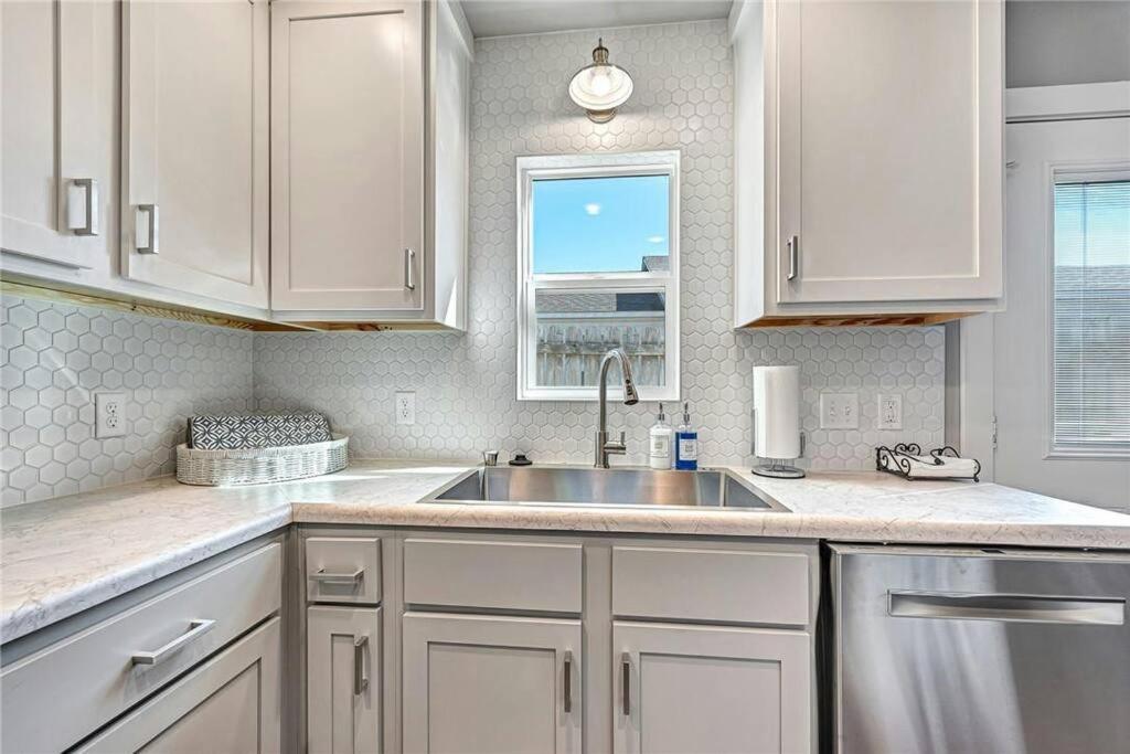 فيلا House Of Charm! Bike Trails & New Walmart Hq بنتونفيل المظهر الخارجي الصورة
